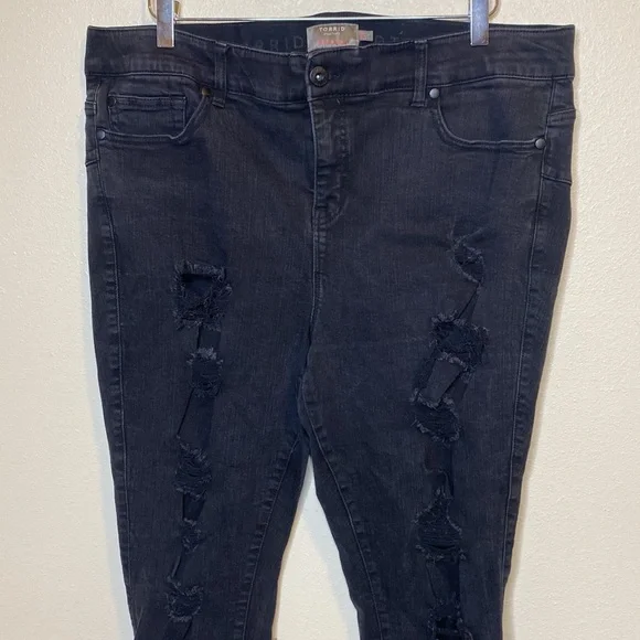 Torrid Distress Bombshell Skinny Sz 18 & 20 Black - Picture 2 of 6